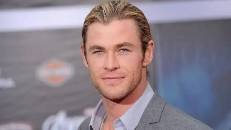 chris hemsworth net worth